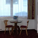 Höllroah Hotell 4*