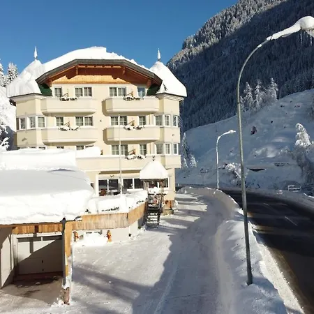 Hotel Hoellroah Hotel