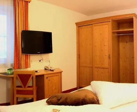 Hotel Hoellroah 4* Kappl (Landeck)