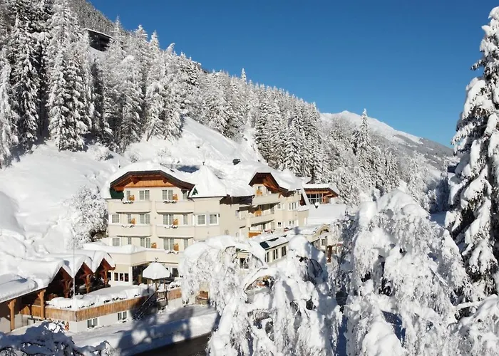 霍尔罗阿酒店 4* 卡普尔