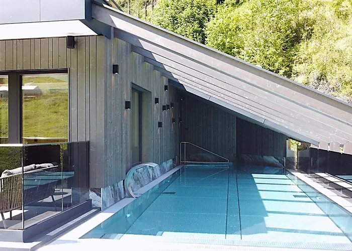 霍尔罗阿酒店 4*