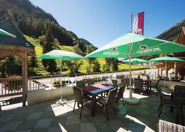 霍尔罗阿酒店 酒店