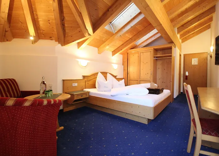 霍尔罗阿酒店 酒店