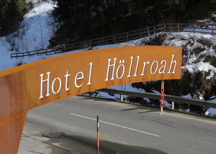 霍尔罗阿酒店 酒店