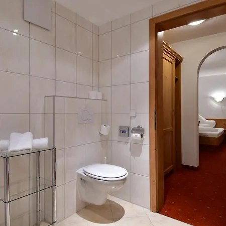Hoellroah Hotel 4*