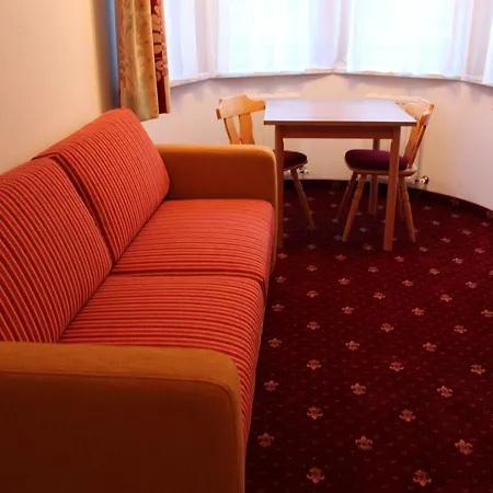 Hotel Hoellroah