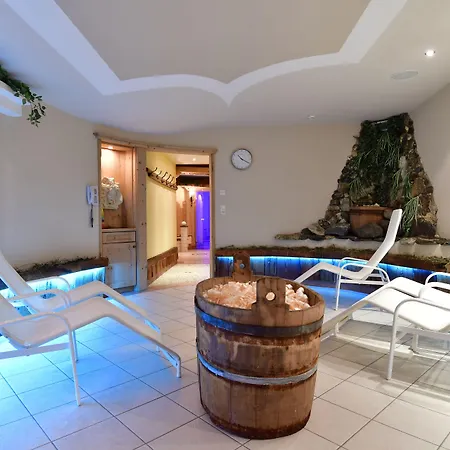 Hoellroah Otel Kappl (Landeck)